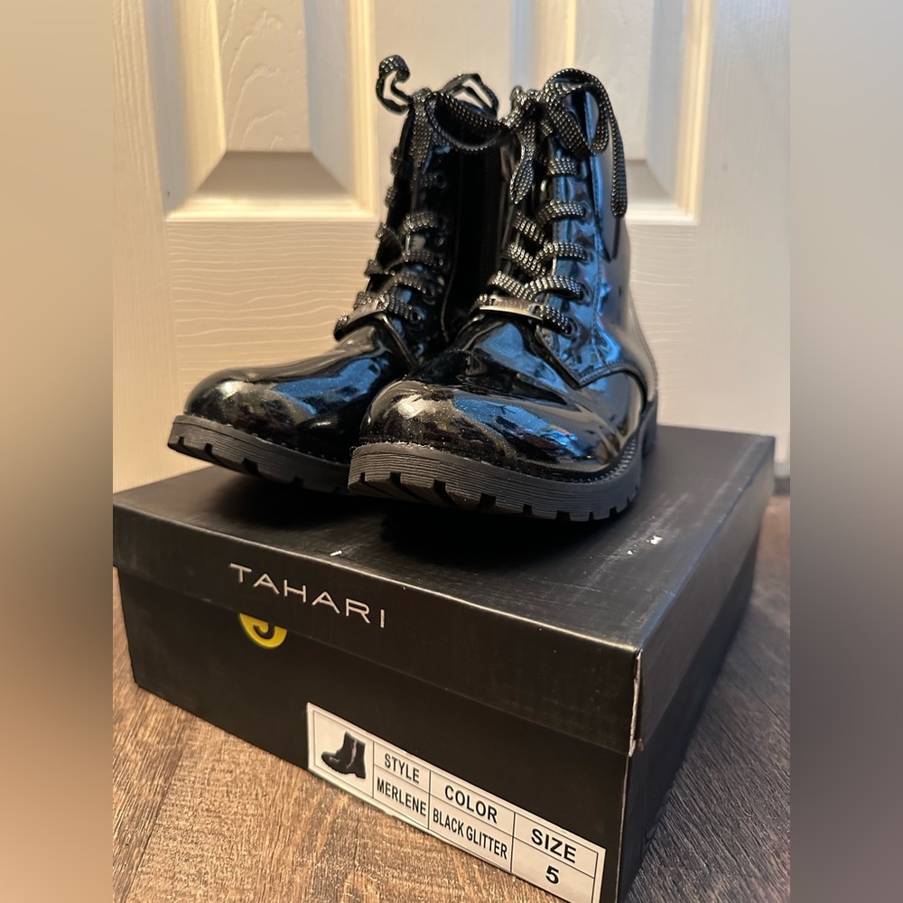 Tahari Marlene Black Glitter Boot - Girls Size 5 - New With Box